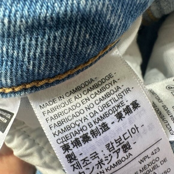 Levi's Wedgie Jeans Light Wash Blue Sz 26 - Picture 7 of 10